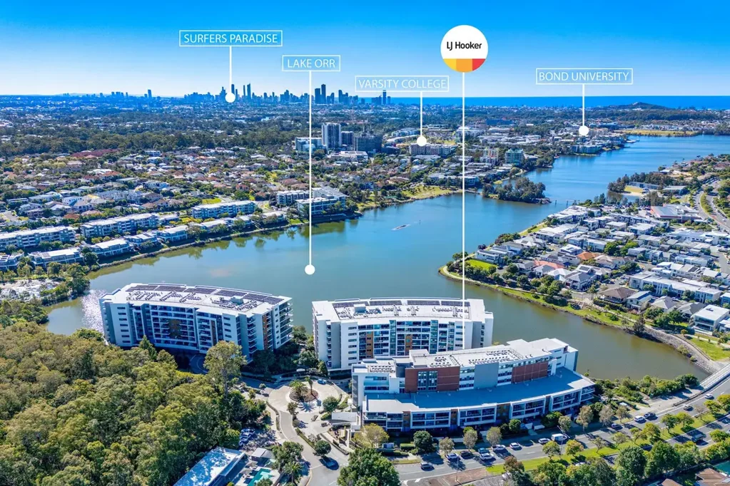 Varsity Lakes 2બેડરૂમ LAKESIDE LIFESTYLE LIVING! OPEN-PLAN NORTH FACING APARTMENT!