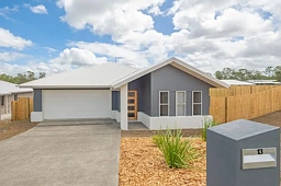 13 Red Rover Close, Southside