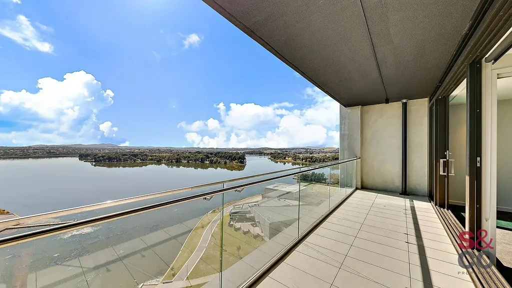 Waterfront living at Belconnen!