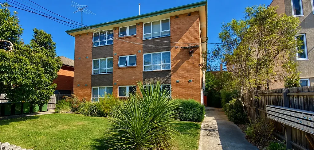 Bedsitter Studio Style Apartment (Water usage included with the rent) - **APPLY FOR THIS PROPERTY NOW**