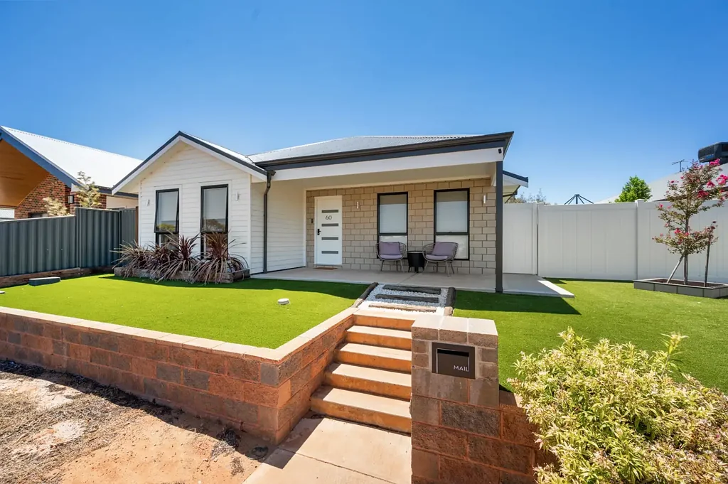60 Aslett Drive, Karlkurla, WA 6430