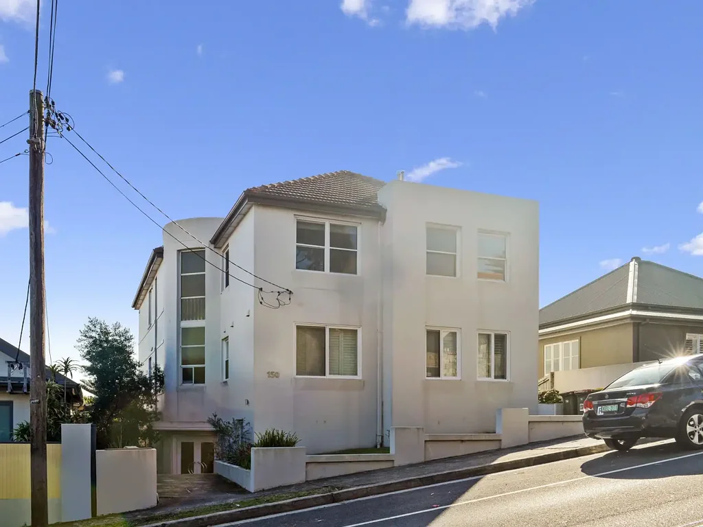 Art Deco Elegance Meets Ocean views