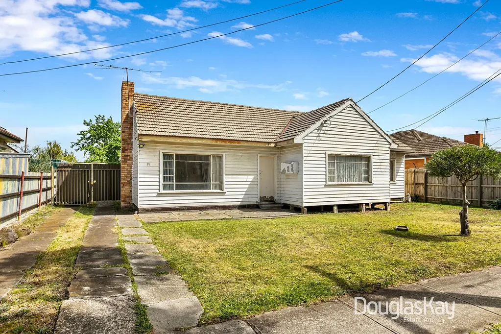 35 Cumberland Street, Sunshine North, VIC 3020