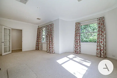 84 Arthur Circle, Forrest, ACT 2603, 5房, 2浴, House