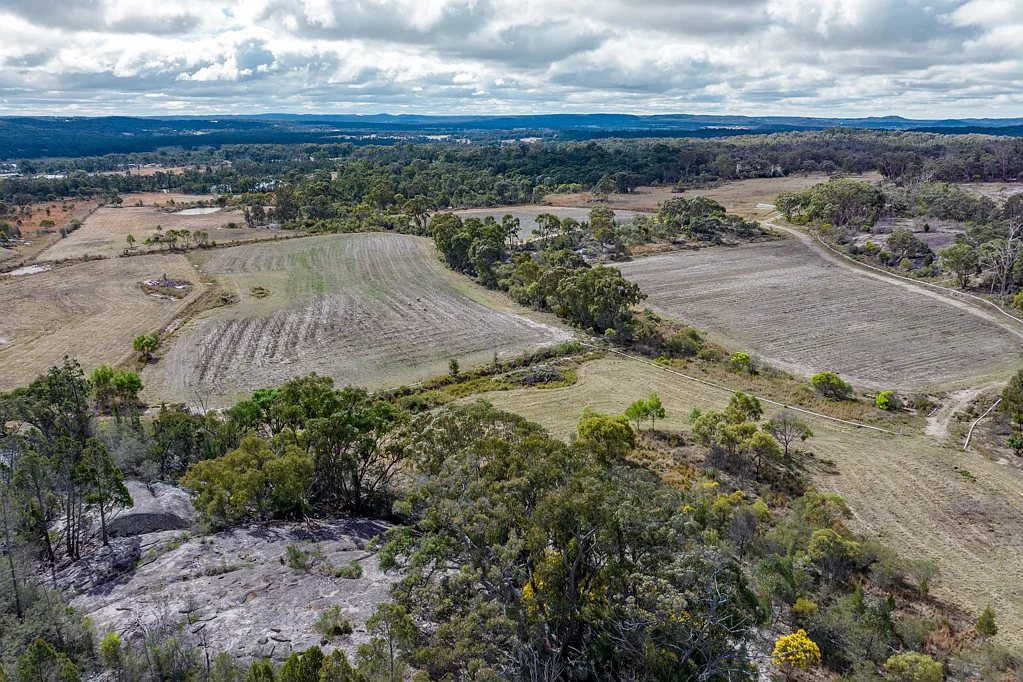393 Nundubbermere Road, Stanthorpe, QLD 4380