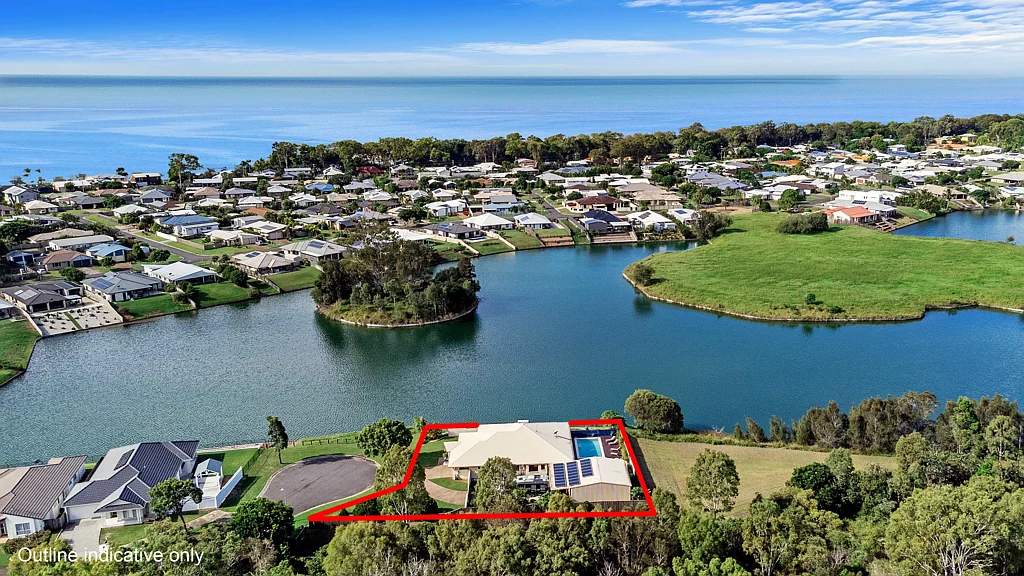 17 Clearwater Cres, Toogoom, QLD 4655
