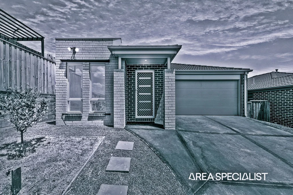 24 Rockford Street, Pakenham, VIC 3810