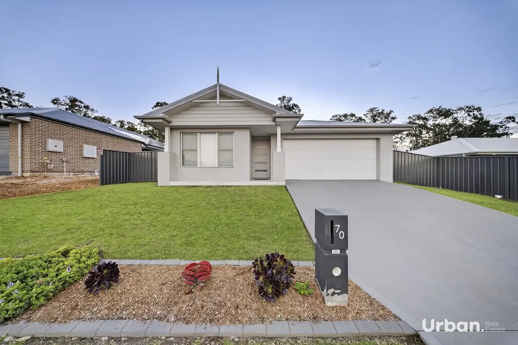Cessnock 4 Bedroom MODERN FAMILY LIVING ON A GENEROUS 806M² BLOCK