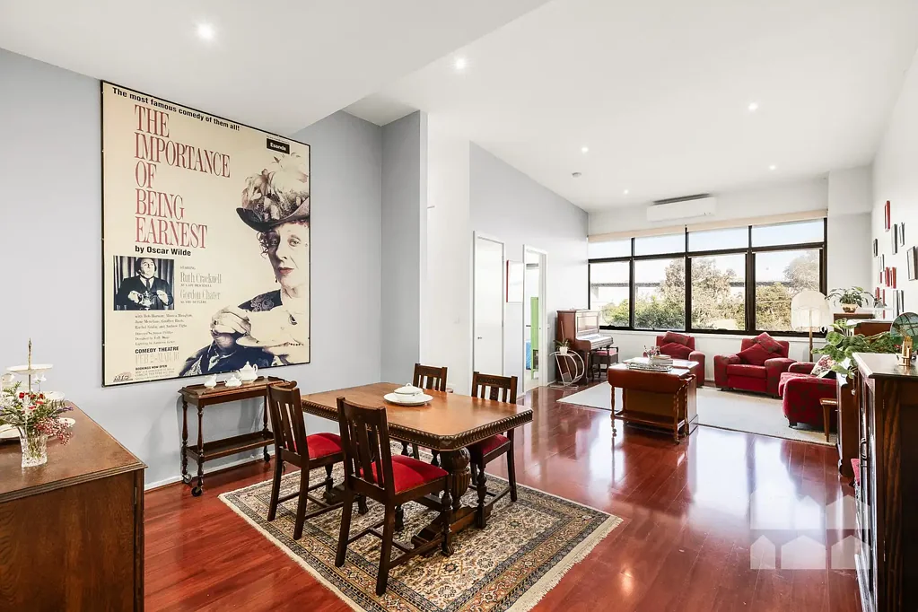 Yarraville 3ਬੈੱਡਰੂਮ Super-spacious three-bedroom apartment + walk-to-the-village lifestyle