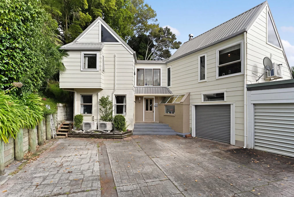 Cambridge 3房  Multi-Level Living with Soul