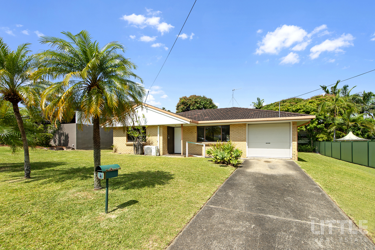 4 PETRA ST, SOUTHPORT QLD 4215, 0 ห้องนอน, 0 ห้องน้ำ, House