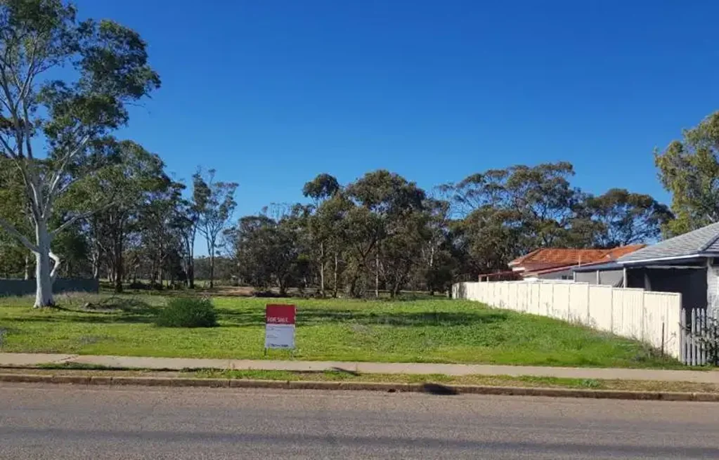 15 Gardiner Street, Moora, WA 6510