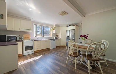 3 Windsor Street, Forbes, NSW 2871, 4 slaapkamers, 2 badkamers, House