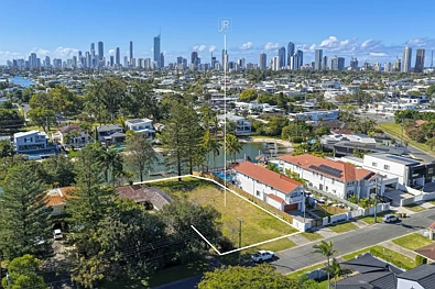 Broadbeach Waters  Northern Waterfront Landholding with Endless Possibilities