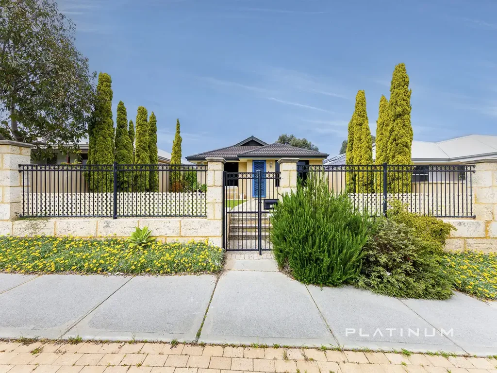 Butler 3房  EASY-CARE LIVING IN A CONVENIENT LOCATION