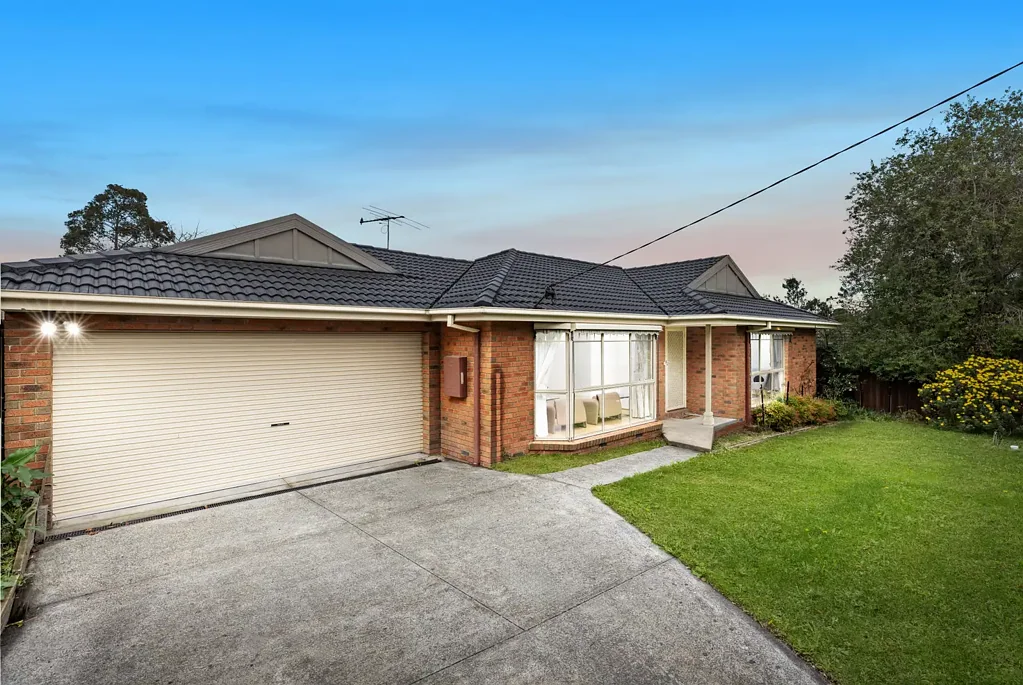Bayswater 3ห้องนอน Spacious Family Living with Versatile Indoor-Outdoor Appeal