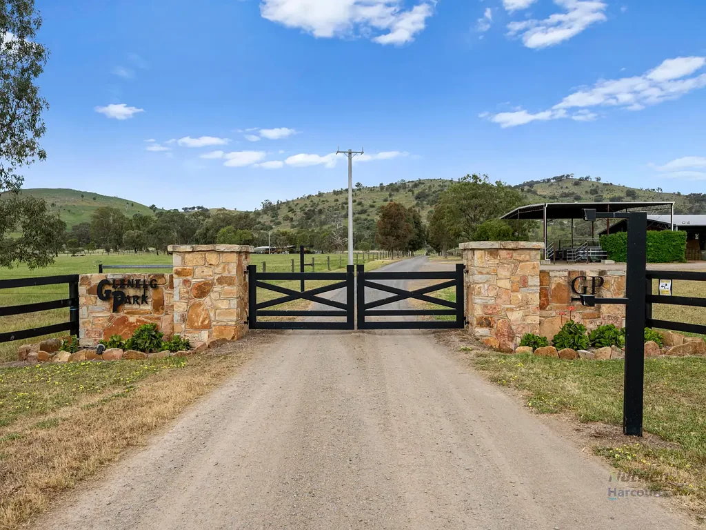 Euroa  Glenelg Park - Premier Equine Holding in the Strathbogie Ranges