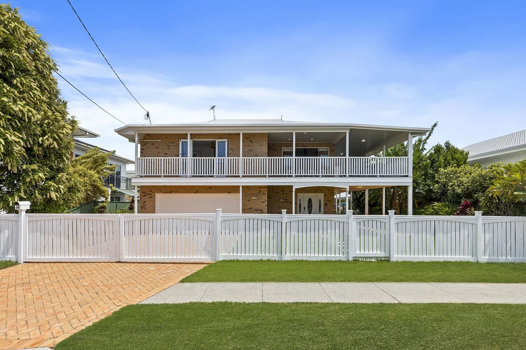 29 Stewart Parade, Manly, QLD 4179