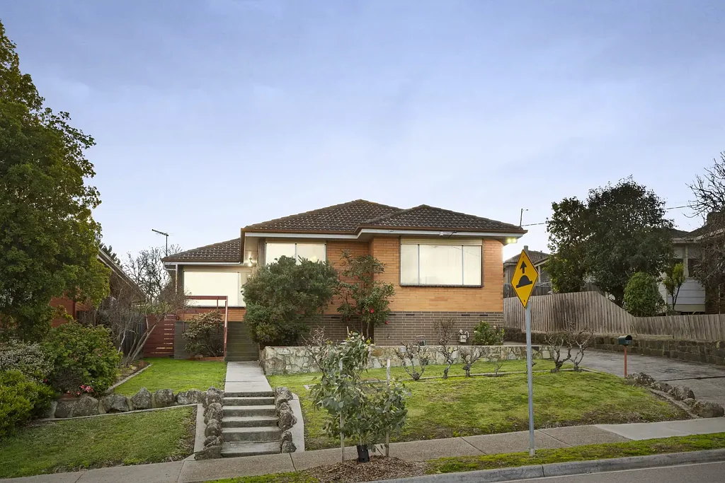 Watsonia North 3Habitaciones Endless Potential on 535m² (Approx.) in a Prime Watsonia North Pocket