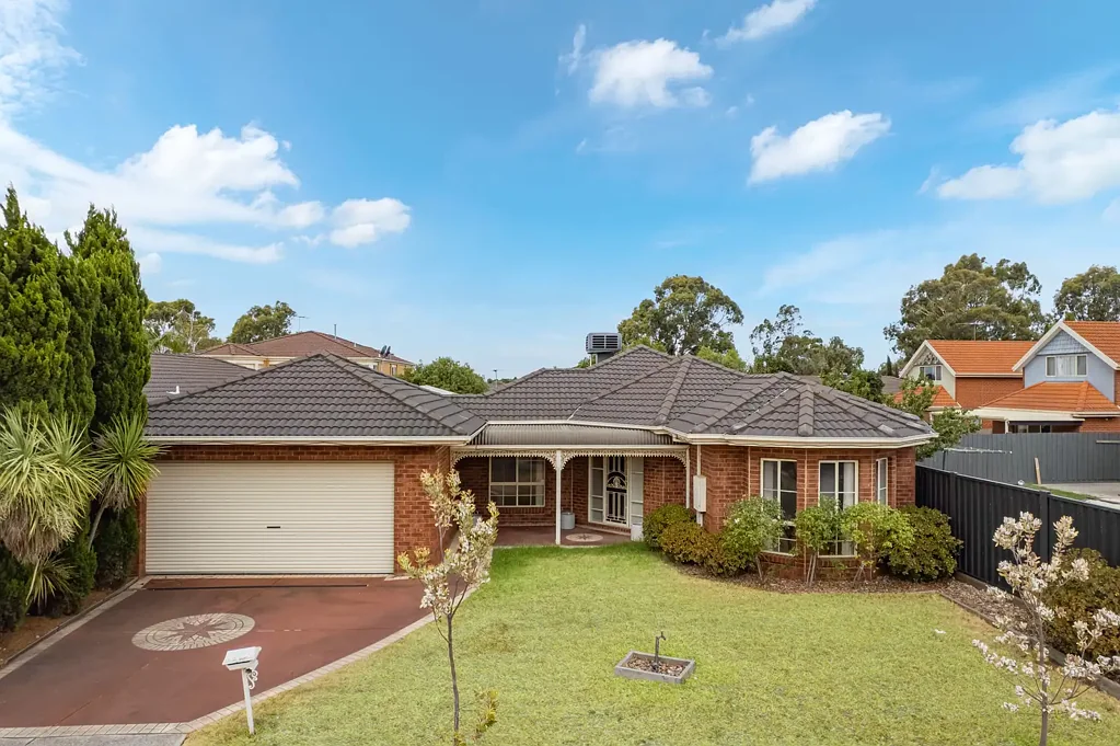 4 Glama Court, Roxburgh Park, VIC 3064