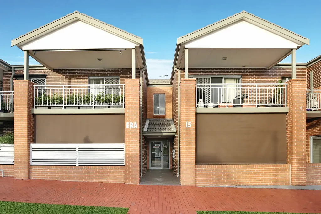 Modern Three-Bedroom Apartment in Prime Helensburgh Location
