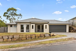 19 O'Donnell Street, Augustine Heights