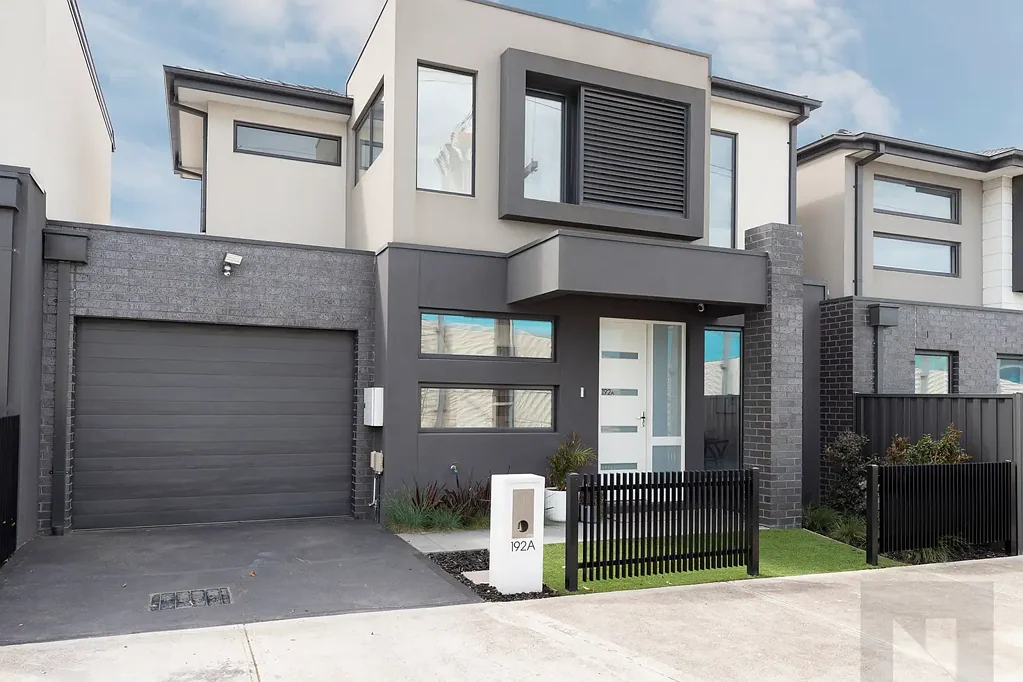 Contemporary Living in a Prime Yarraville Location