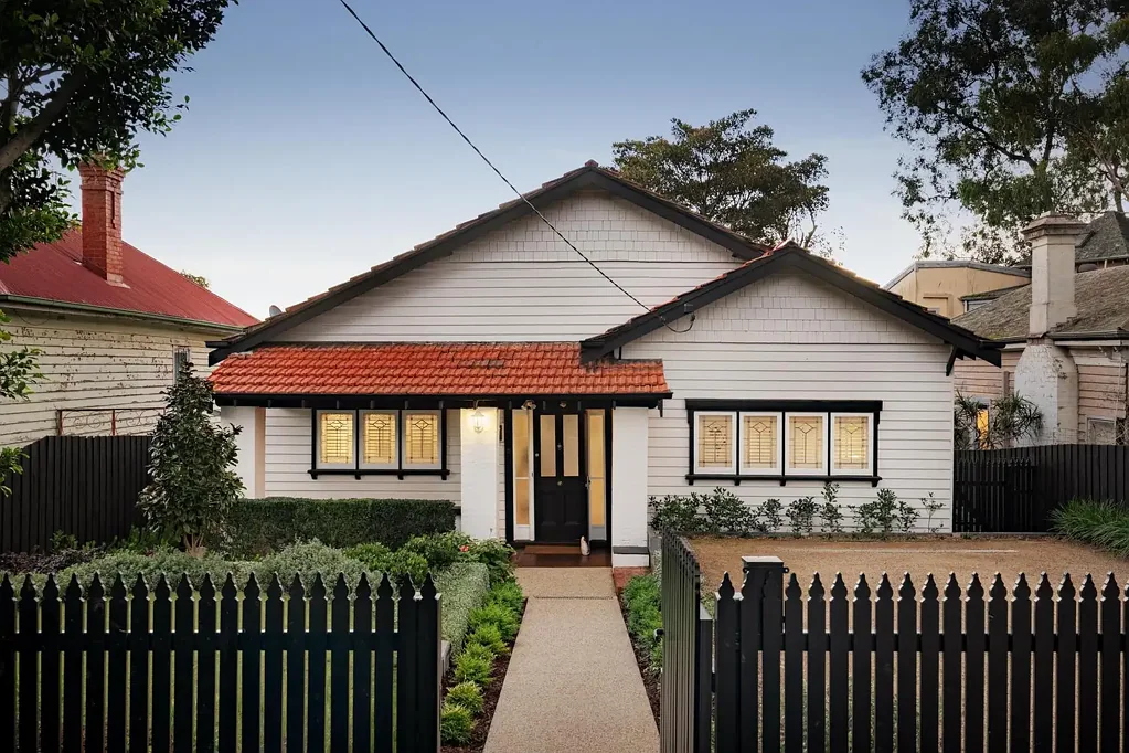 Kew 4房  Californian Charm in a Coveted Kew Address