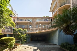 10/15 Finney Road, Indooroopilly