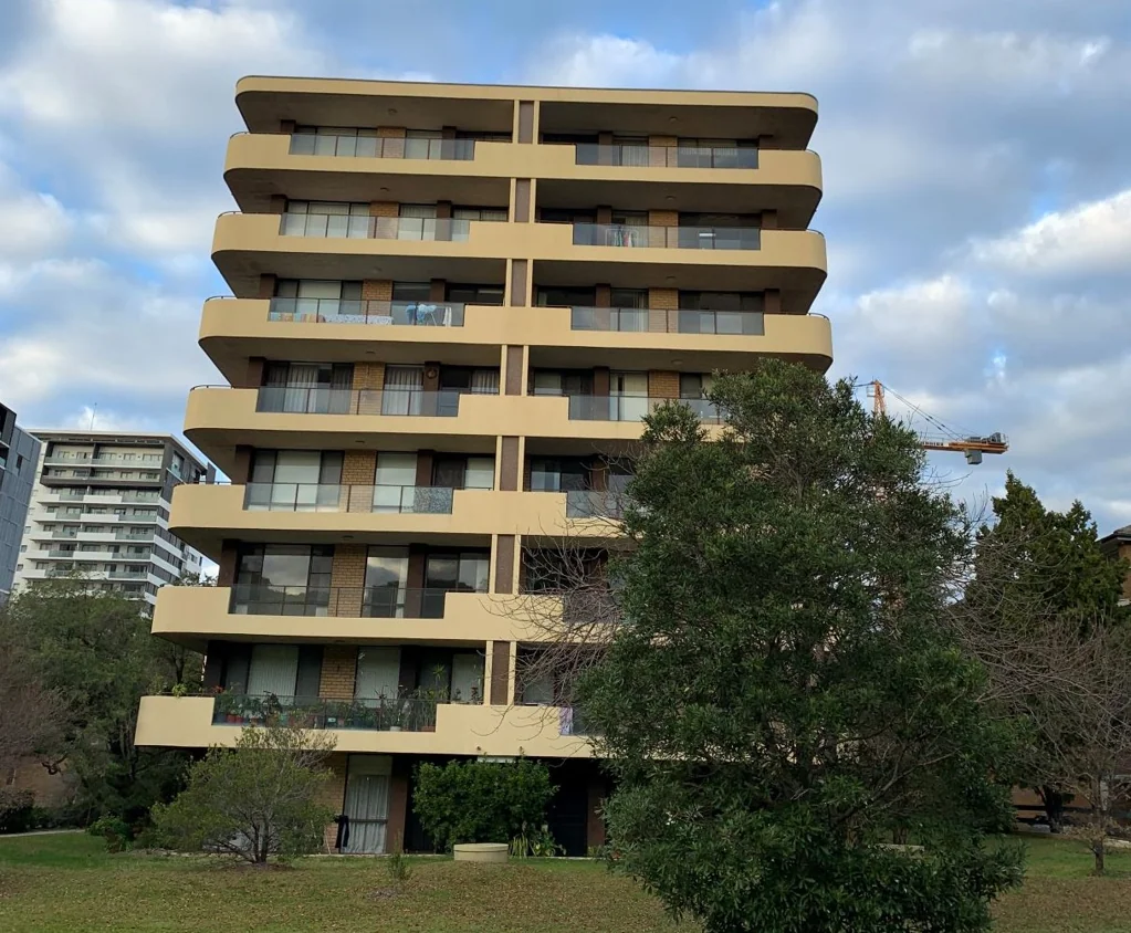 ARGYLE - Extra Large 2 bedroom apartments in the heart of Burwood Absolute prime location opposite Burwood Park.