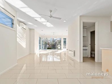 12 Fairfield Street, Crace, ACT 2911, 3 રૂમ, 2 બાથરૂમ, Townhouse