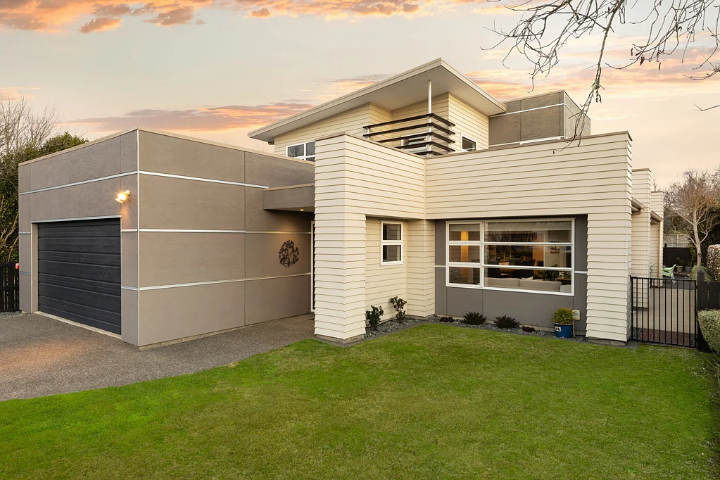 Cambridge 3房  Stunning, Spacious Living – X Factor!