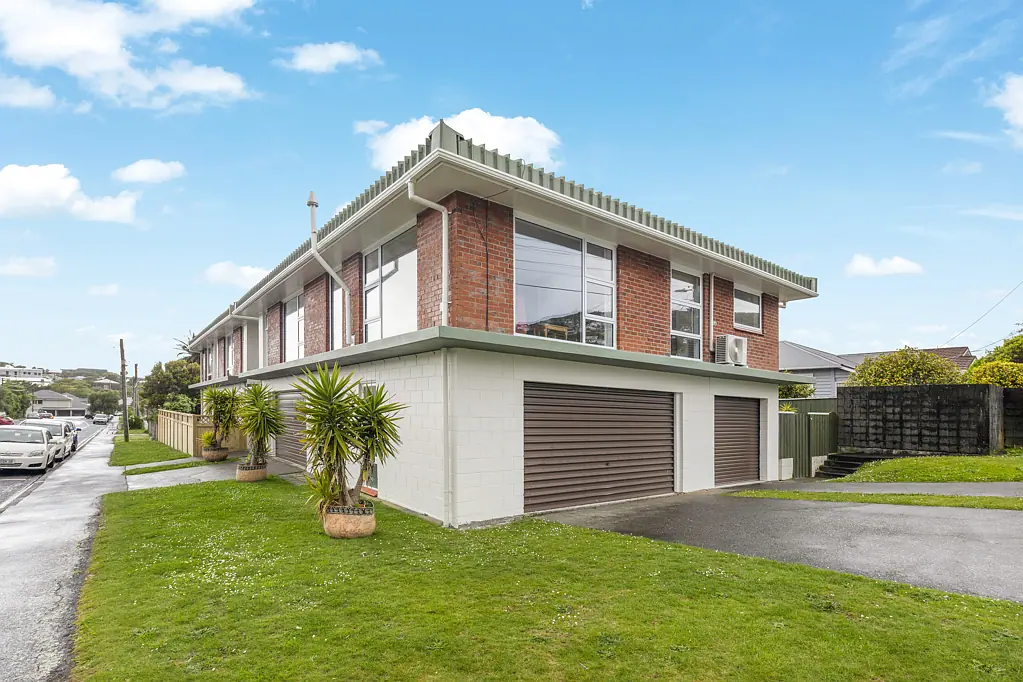 2/17 Lewer Street, Karori, Wellington