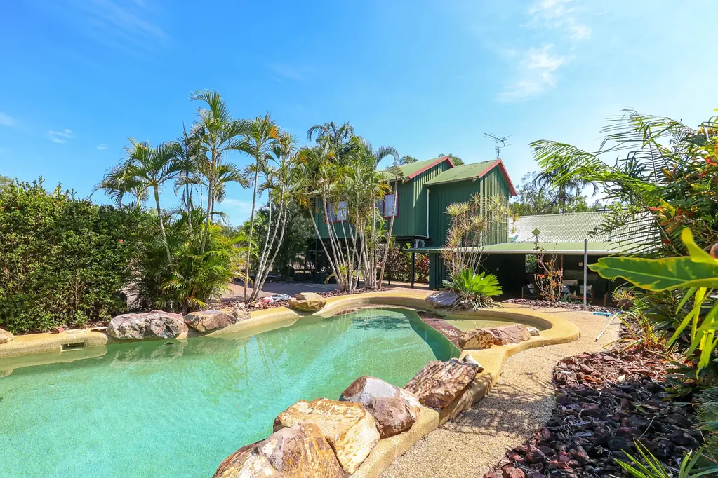 Howard Springs 3कमरा Country Charm Meets Tropical Living