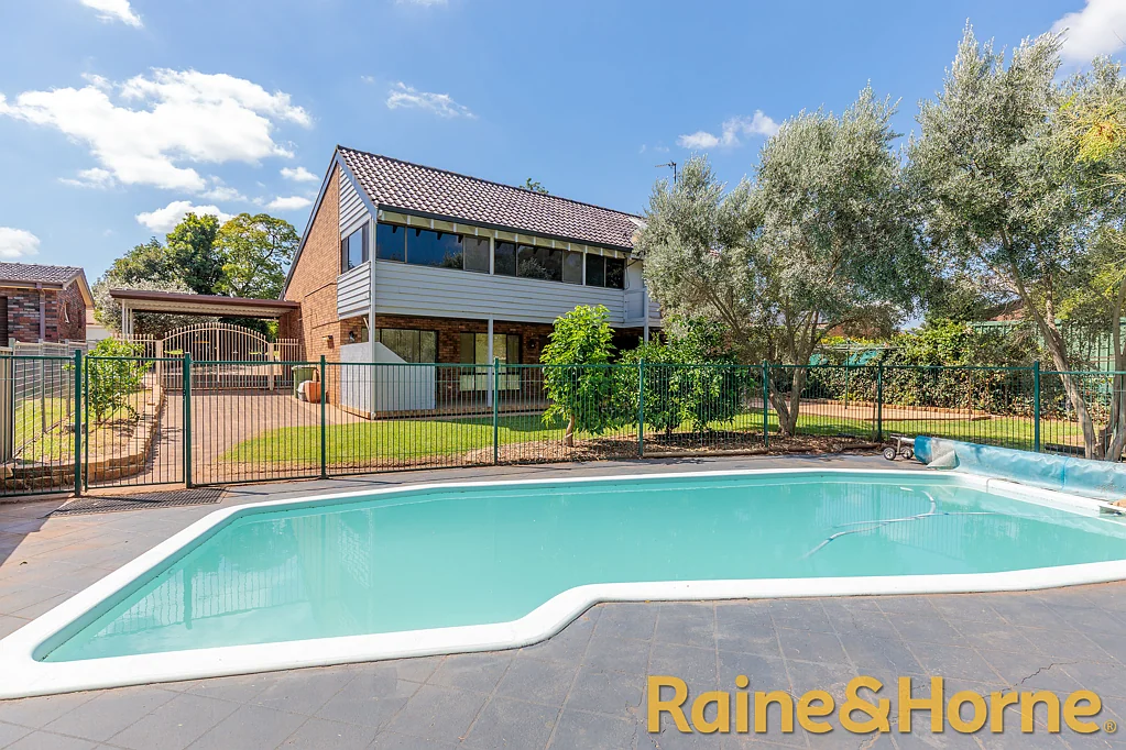 Dubbo 4Zimmer Grand Architecture In Golf Course Estate