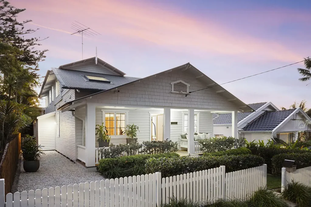 Fairlight 5Moenga Timeless Fairlight family sanctuary with northern aspect and effortless charm