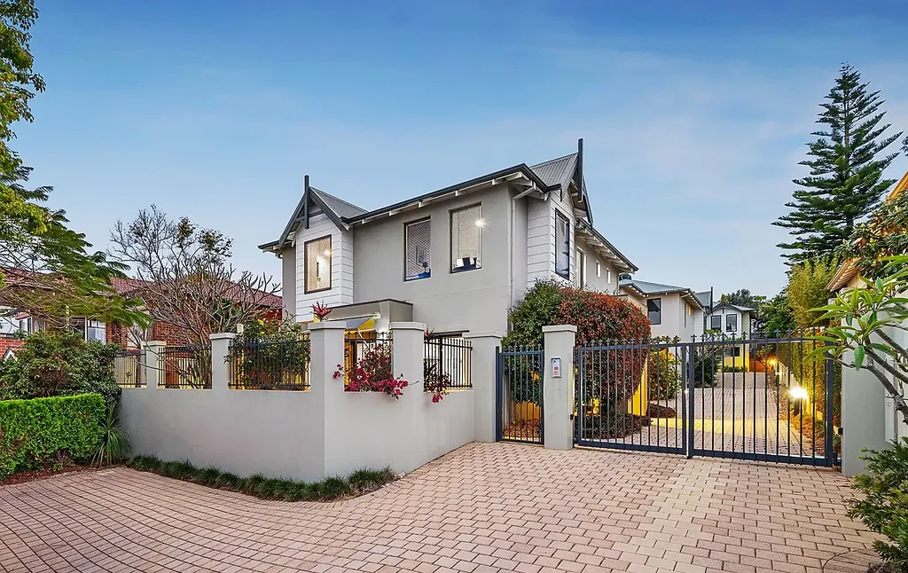 1/170 Coode Street, Como, WA 6152