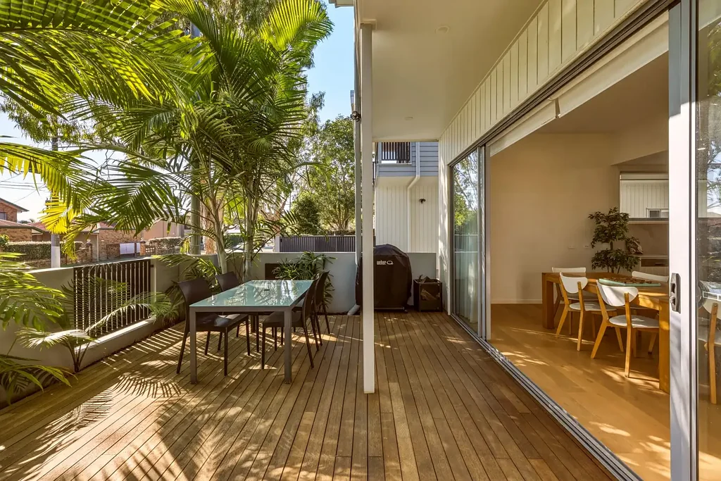 Hawthorne 4房 Hawthorne Park 旁的奢华大宅，尽享家门口的公园生活 House-Sized Luxury with Hawthorne Park at Your Doorstep