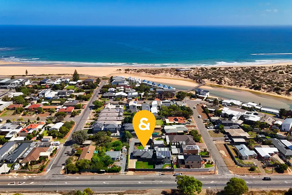 Port Noarlunga South 3房  Beachside Land Over 1000m2 - Rare Opportunity