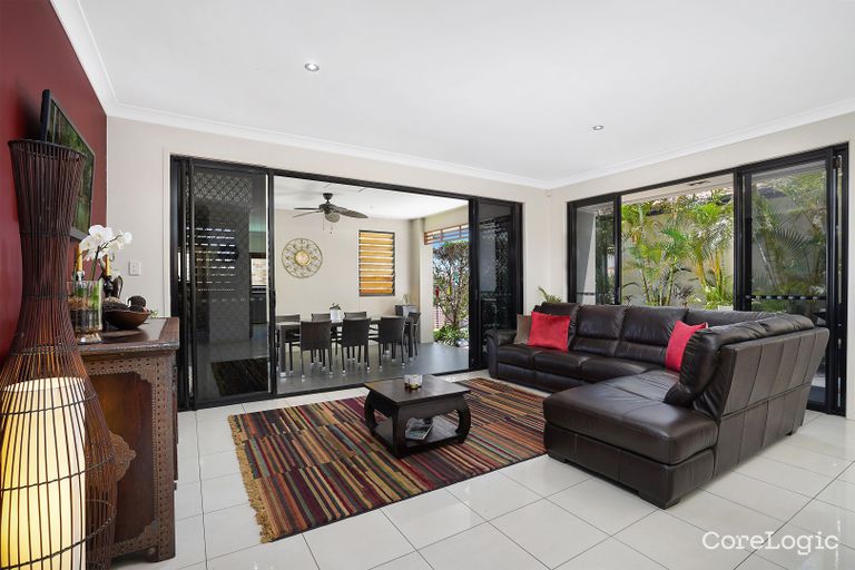 51 WILLIAMS ST, WAKERLEY QLD 4154, 0 कमरे, 0 बाथरूम, House