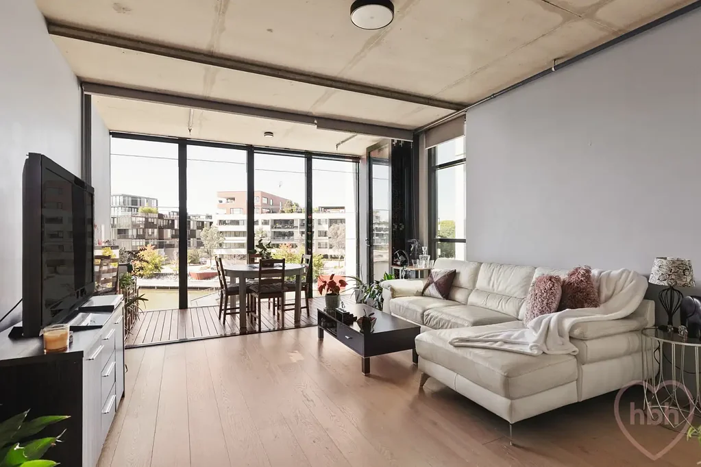 Kingston 1 Bedroom in.your.element