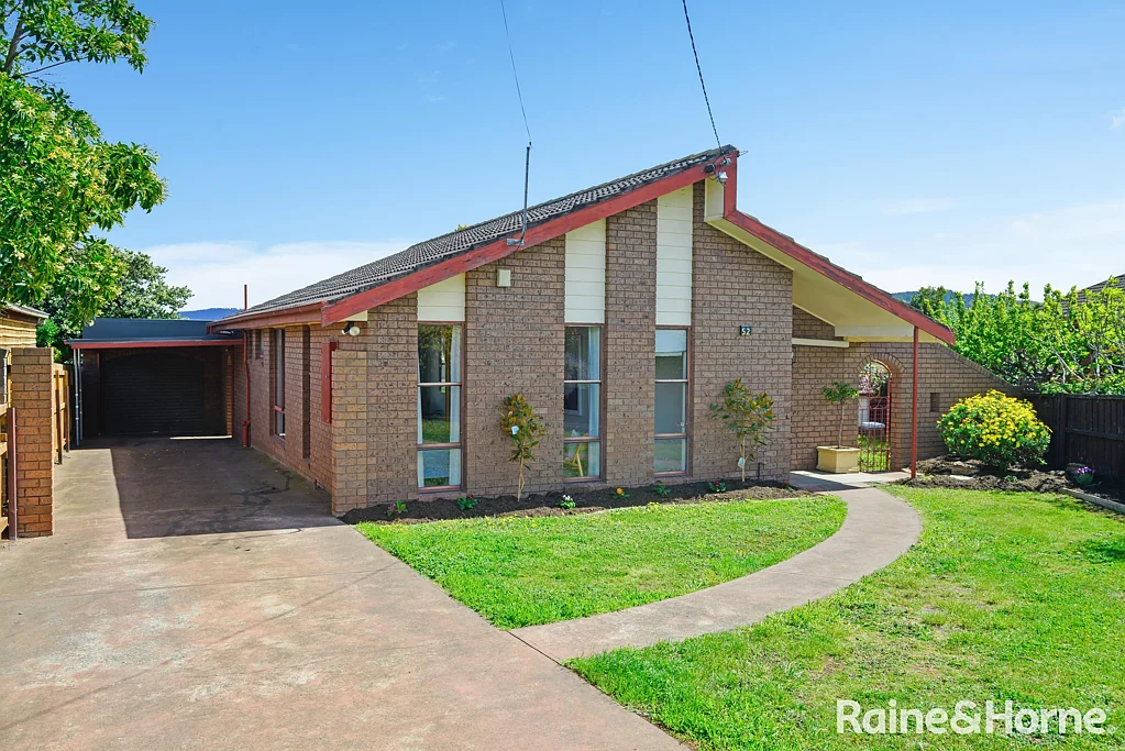 52 Raynors Road, Midway Point, TAS 7171