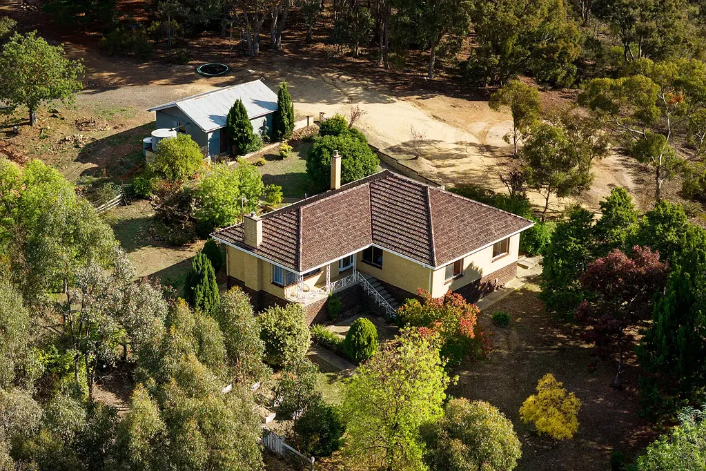 Chewton 3 Slaapkamer Stunning Views from a Mid-Century Home