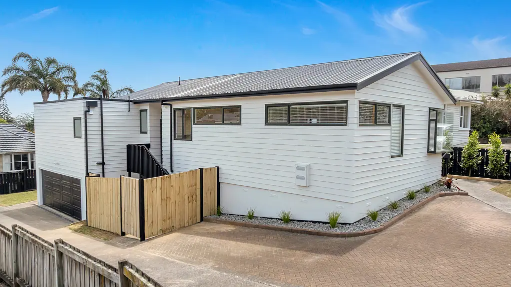 1/410 Glenfield Road, Glenfield, North Shore City, Auckland