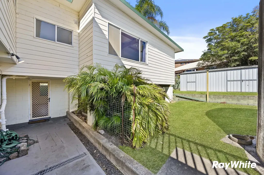 Ulladulla 4房  Coastal Living with Endless Potential