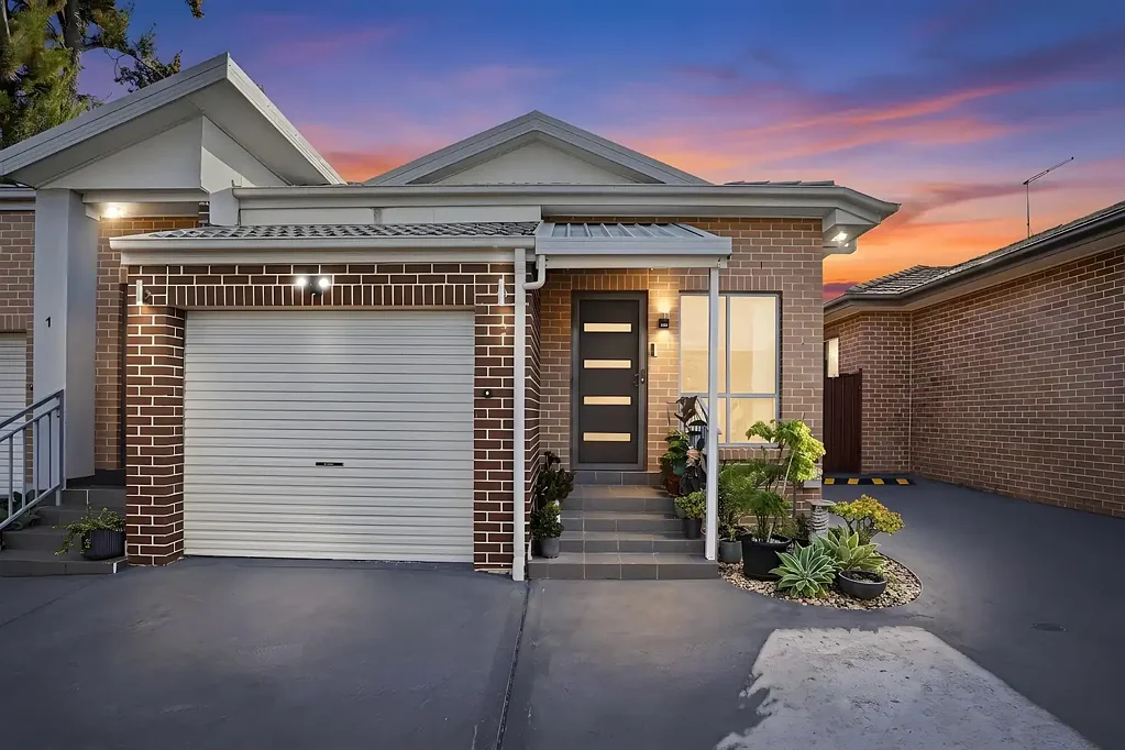 2/66 Ellam Drive, Seven Hills, NSW 2147