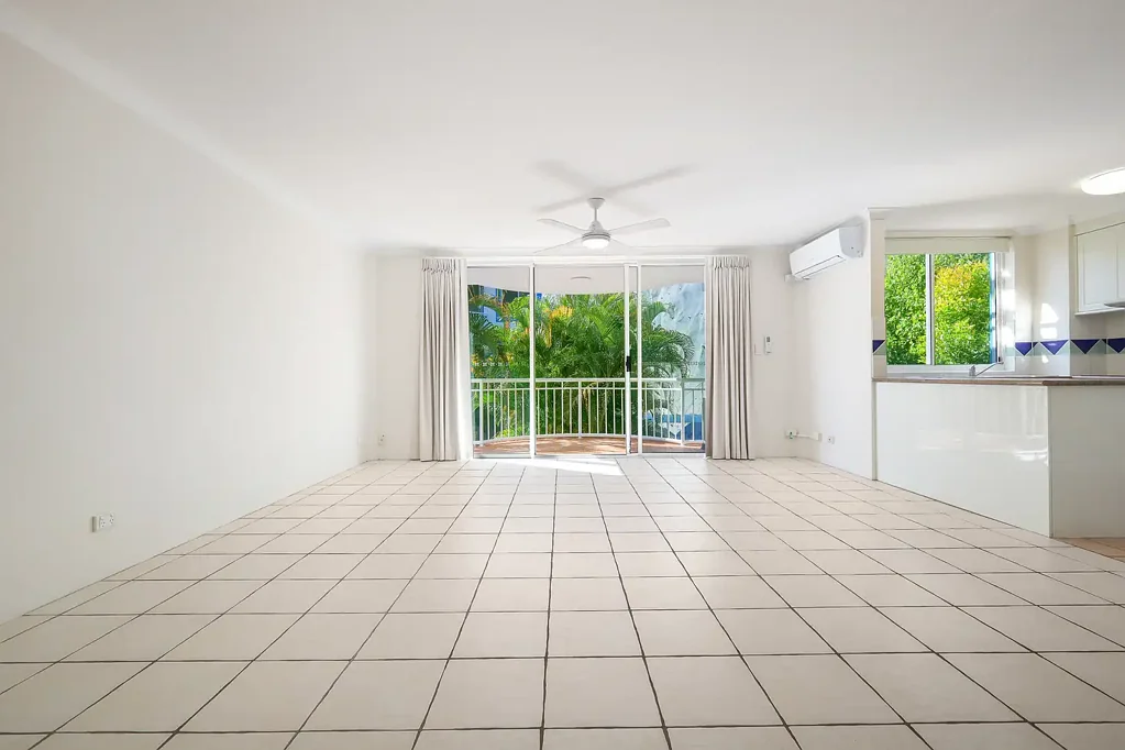 30/28 Chairlift Avenue, Miami, QLD 4220