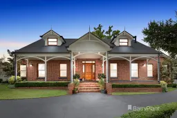 5 Mayfair Court, Croydon