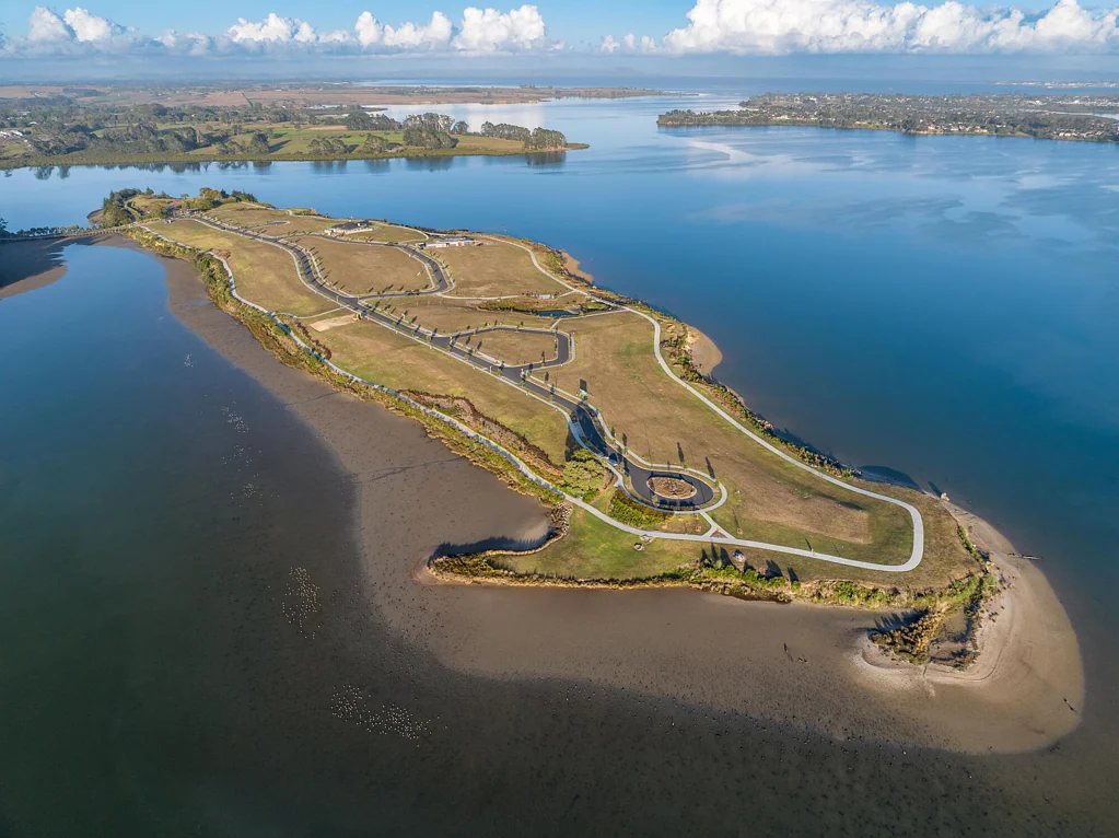 Karaka Experience the Ultimate Waterfront Lifestyle