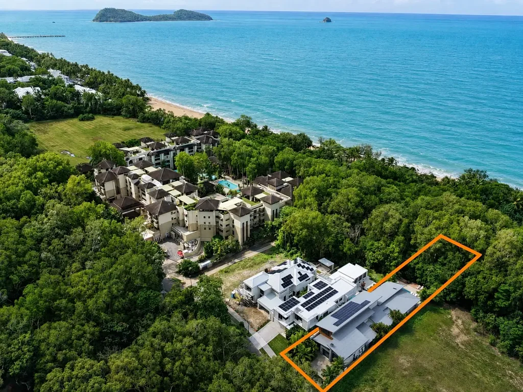 Palm Cove 4कमरा Palm Cove's Finest Address | by Tropic